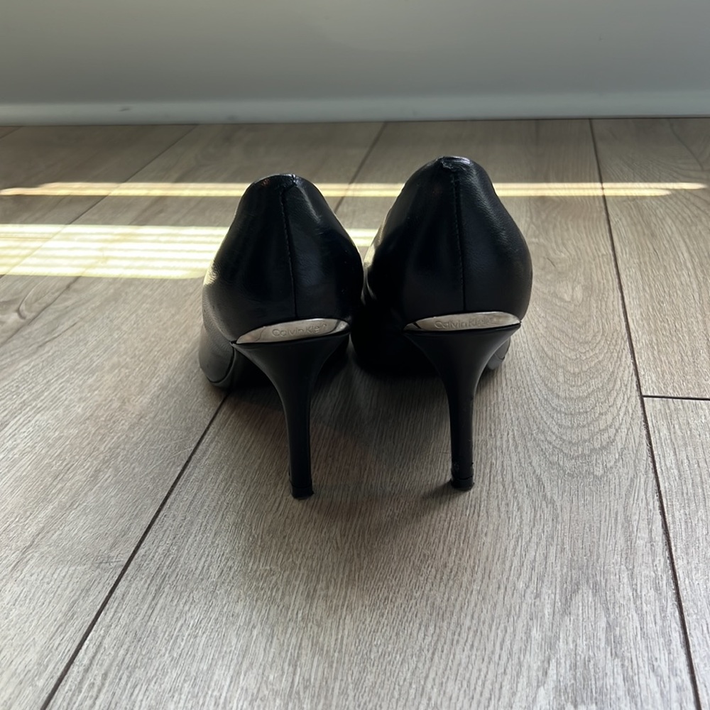 Nine West black leather heels size 6.5 - Picture 3 of 6